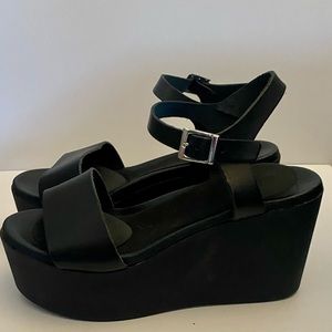 Black leather Wedges Platforms
